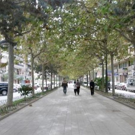 Hostal Rey Teodomiro โอริอุเอลา ภายนอก รูปภาพ