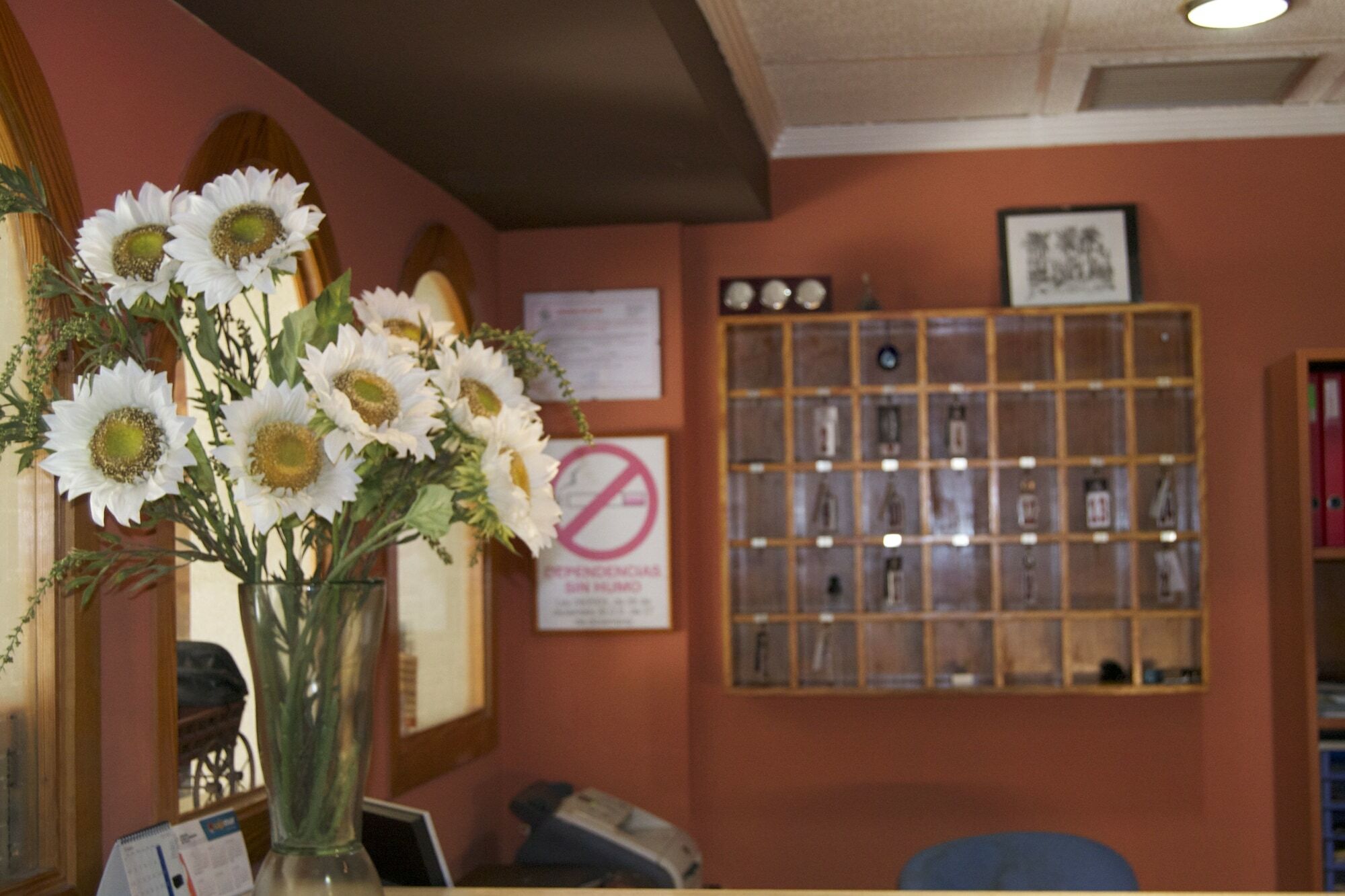 Hostal Rey Teodomiro โอริอุเอลา ภายนอก รูปภาพ